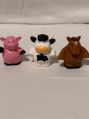 Vintage TOMY Farm Animal Replacement Figure Set (Pig,‎ Cow, Horse)